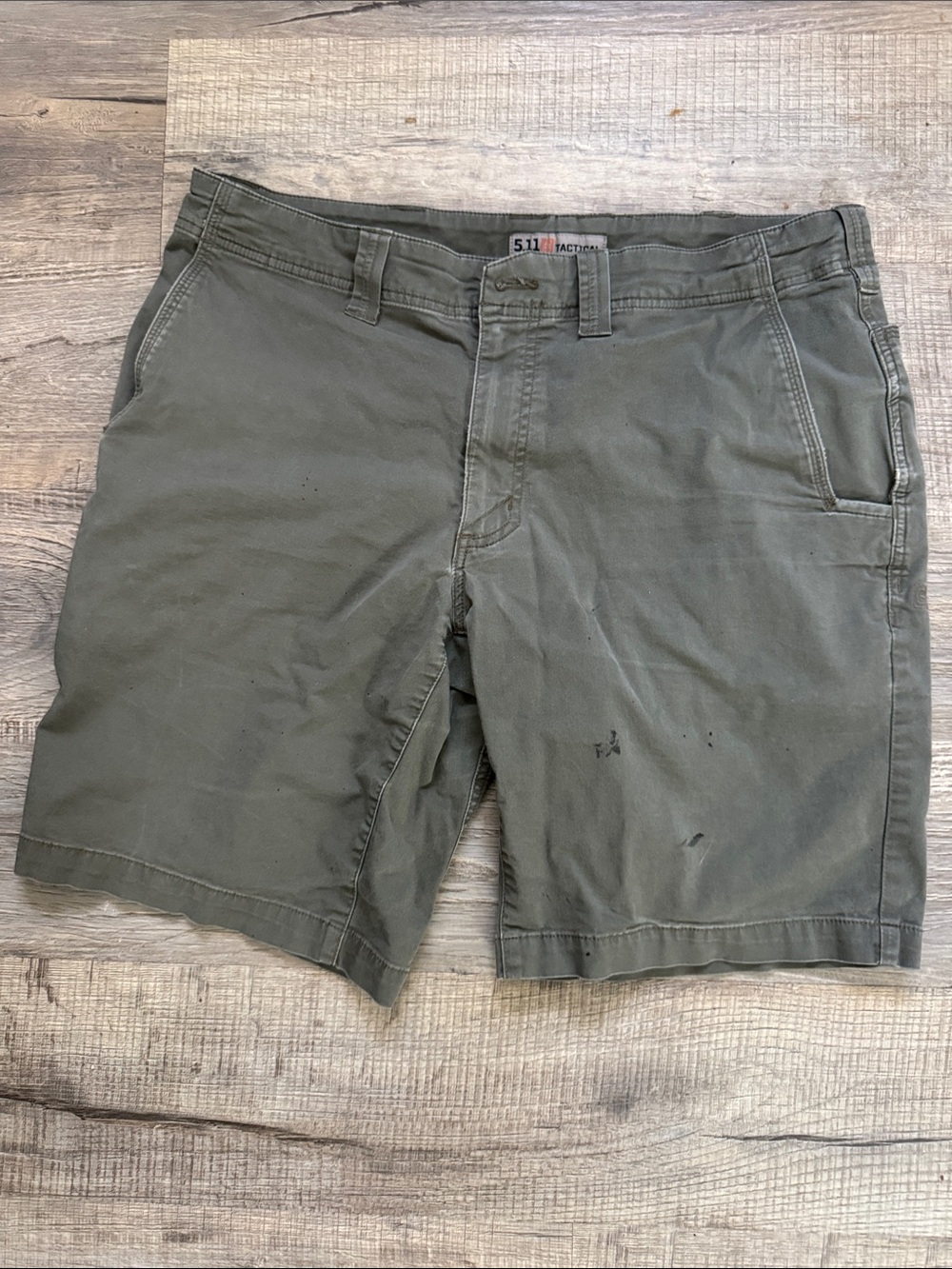 5.11 Tactical Men’s Olive Shorts Tactical Hybrid